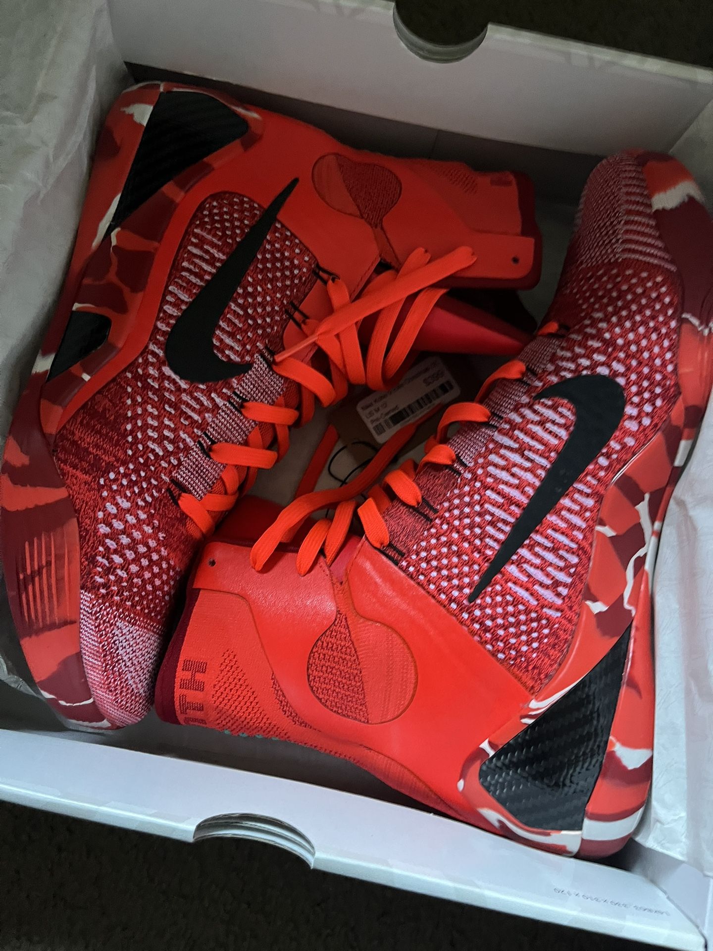 Nike Kobe 9 Elite Christmas (2014) 800$