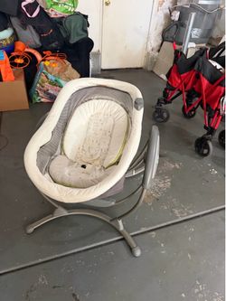 Baby bouncer