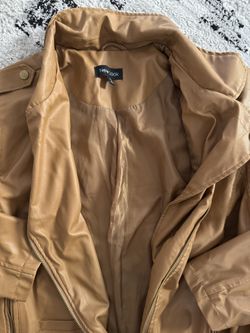 LEATHER ZIP/BUTTON JACKET