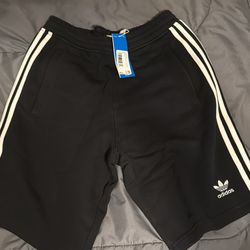 Men’s Adidas Shorts Small