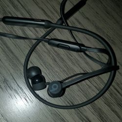 Beats Wirless Earphones