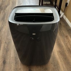 LG Air Conditioner 