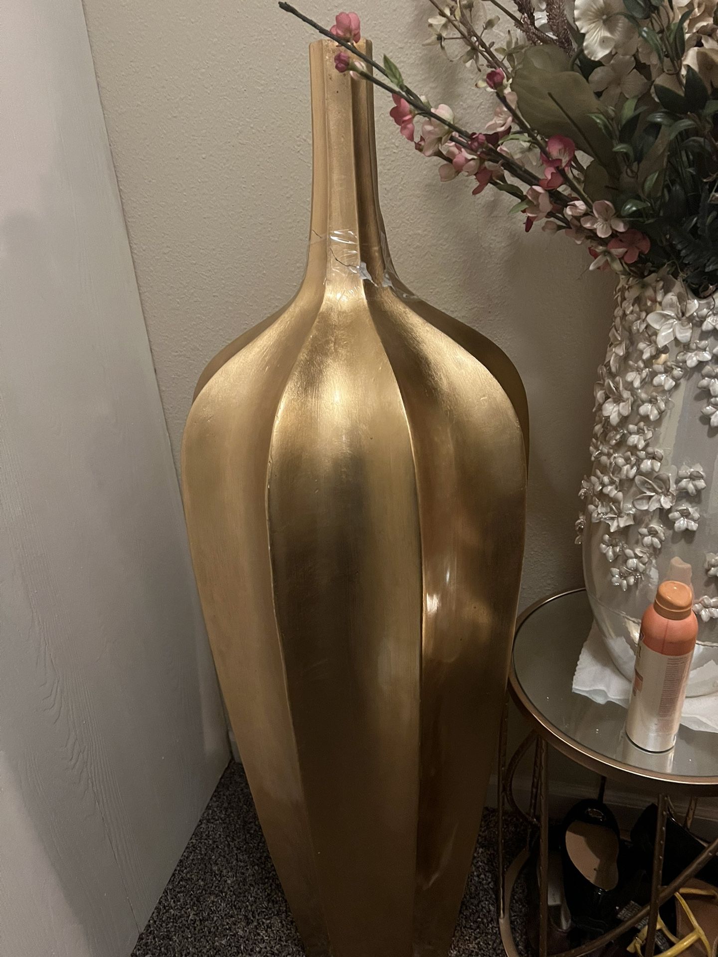Accolade Vase