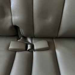 2005 Chevy Tahoe Third Row Seats 