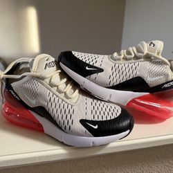 Nike Air Max 270 2 Pairs Available 