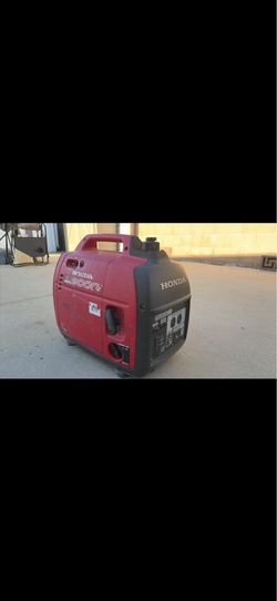 Honda EU2000 generator