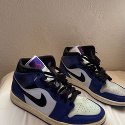 Air Jordan 1 High Deep Royal Blue Black