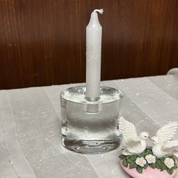 Oval Taper Candle Holder Glass Ice Block texture 