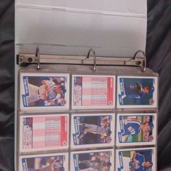 Football/baseball Cards