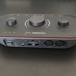 🎙️ FOR SALE: Neewer CM28 Microphone + Focusrite Vocaster Two Audio Interface 🎧