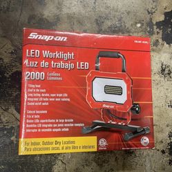 Snap On Portable Work Light 2000 Lumens 46 LED 25-Watt Indoor Outdoor Lights