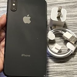 IPhone X (64gb) Black UNLOCKED