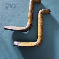 Step Peg for Monopoles
Hardware for climbing