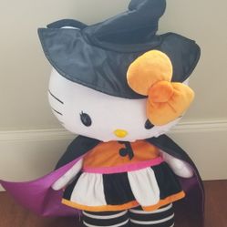 Hello Kitty Halloween Witch Large $40