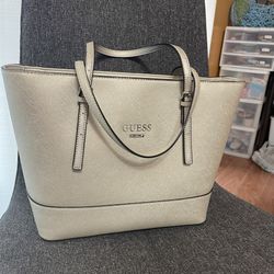 Guess Shoulder Bag