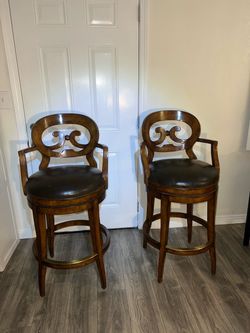 Woodbridge Furniture Swivel Bar & Counter Stool