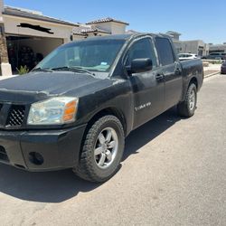 Nissan Titan 2006 V8 