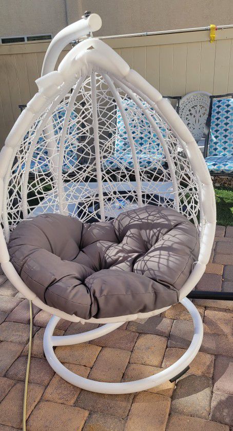 Egg chair hanging Perfect gift!