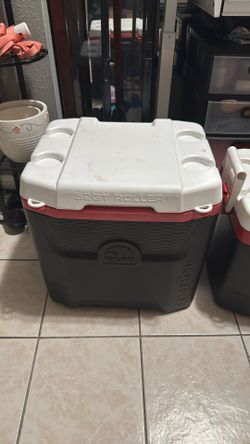 Igloo Wheeled Cooler