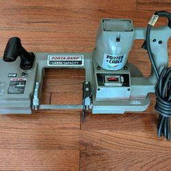 Porter Cable 7724 Type 3 electric portable Bandsaw with blade