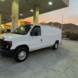2014 Ford E-250