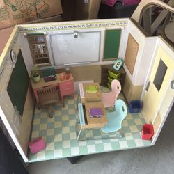 Our Generation Schoolroom Playset for 18-inch Dolls