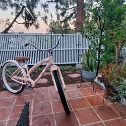 Nirve 26 + Lady's Beach Cruiser