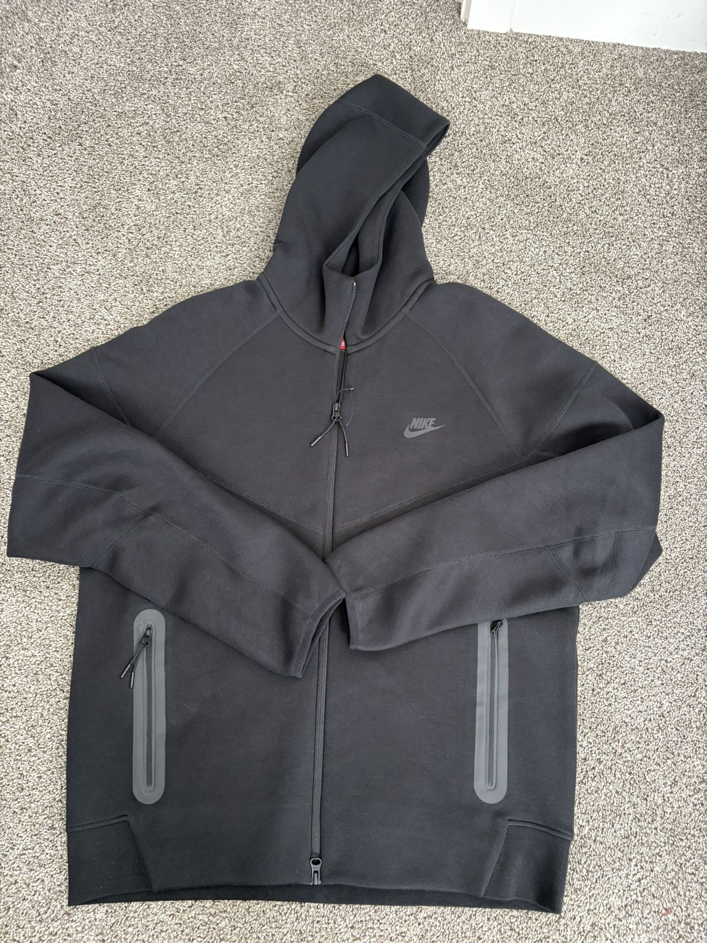 Nike Tech Fleece Black Sz L