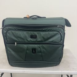 Travelpro  Elite Suiter Garmet Bag