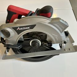 BRAND NEW Circular Saw