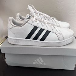 Adidas Grand Court Boys Athletic Tennis Sneaker Casual Black White Shoe Sz 5Y