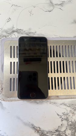 iPhone s for parts only read discription