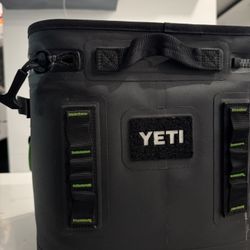 Yeti hopper Filp 12 Soft Cooler  