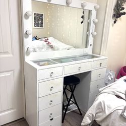 Makeup vanity 