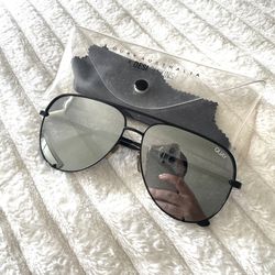 FOR SALE Quay x Desi Perkins Sunglasses