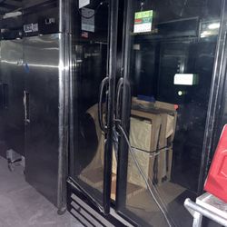 Masteraa-Bilt Blg-74-Hgpr 3 Door Remote Merchandiser Freezer