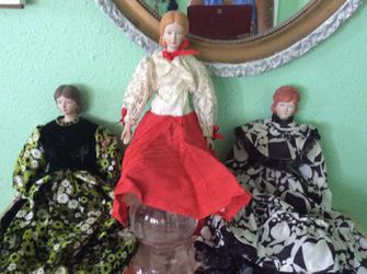 3 vintage dolls