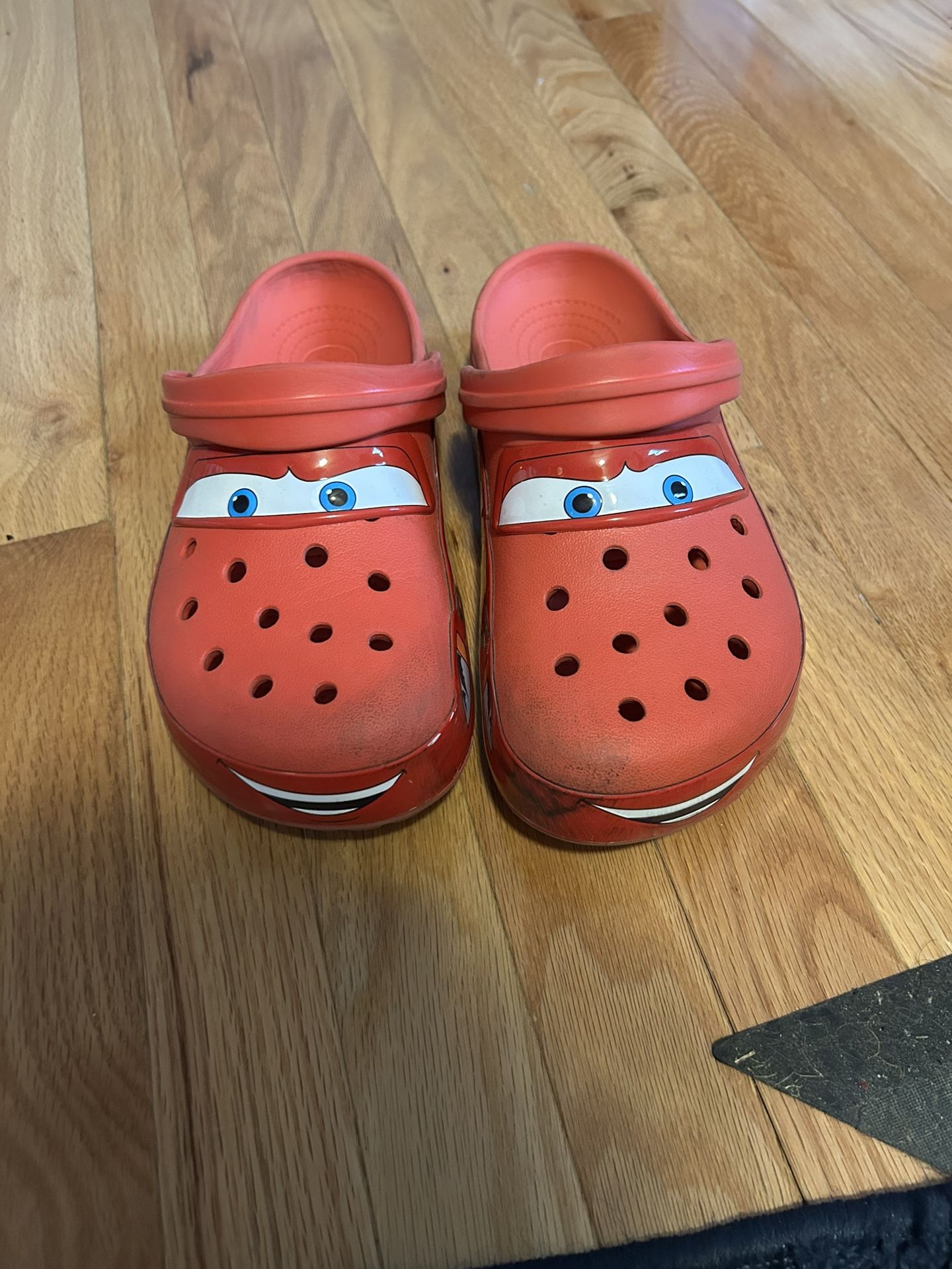 Lightning McQueen Crocs