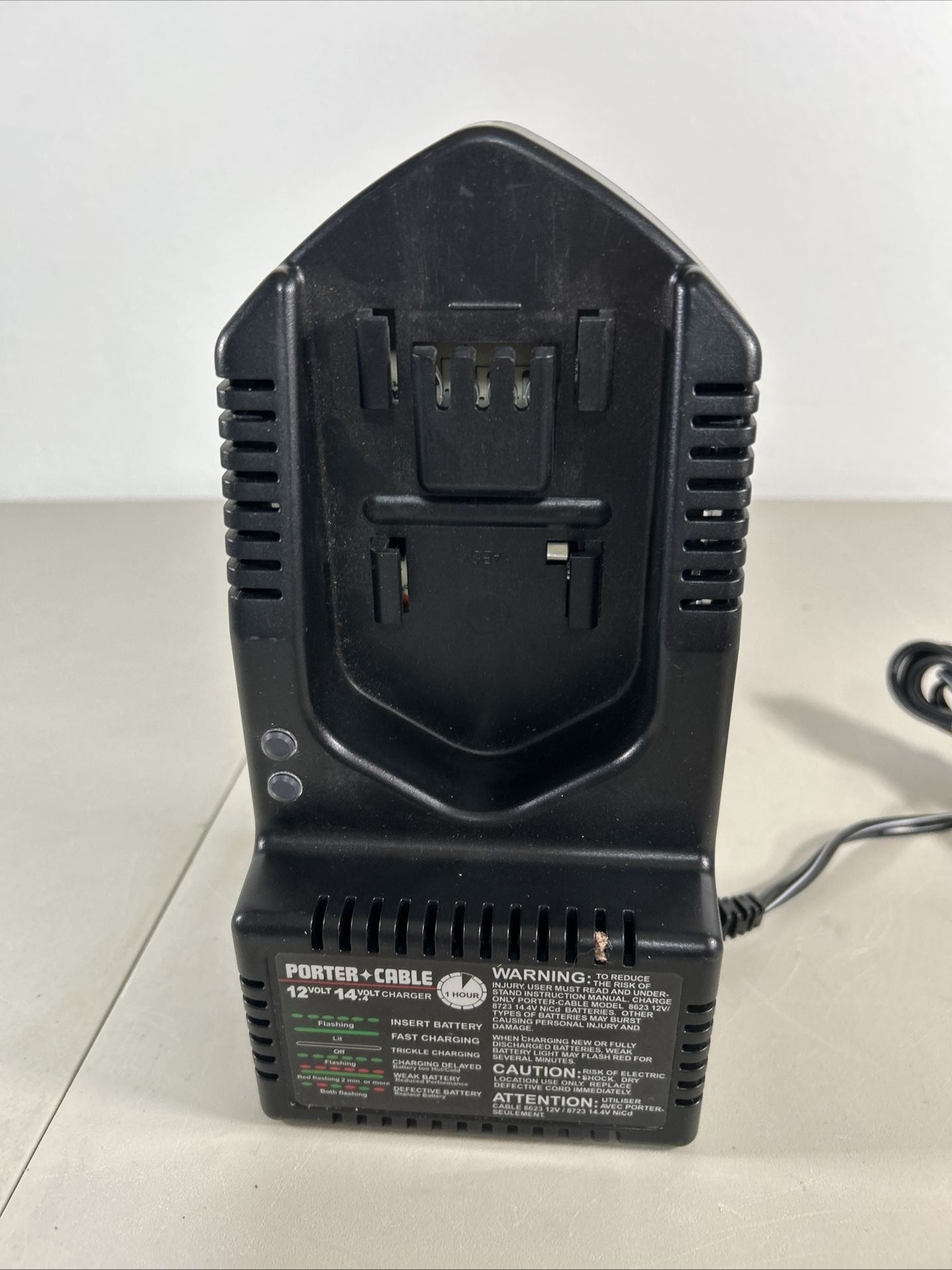 Porter Cable 12V-14.4V Fast 1-Hour Battery Charger 8604 For Batteries 8623/8723