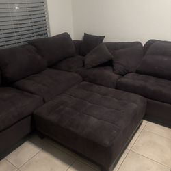 HUGE SECTIONAL 