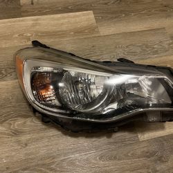 2016 Crosstrek Passenger Headlight. 