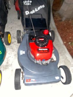 21. Inches, push Lawnmower with bag