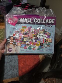 GIRLS WALL COLLAGE