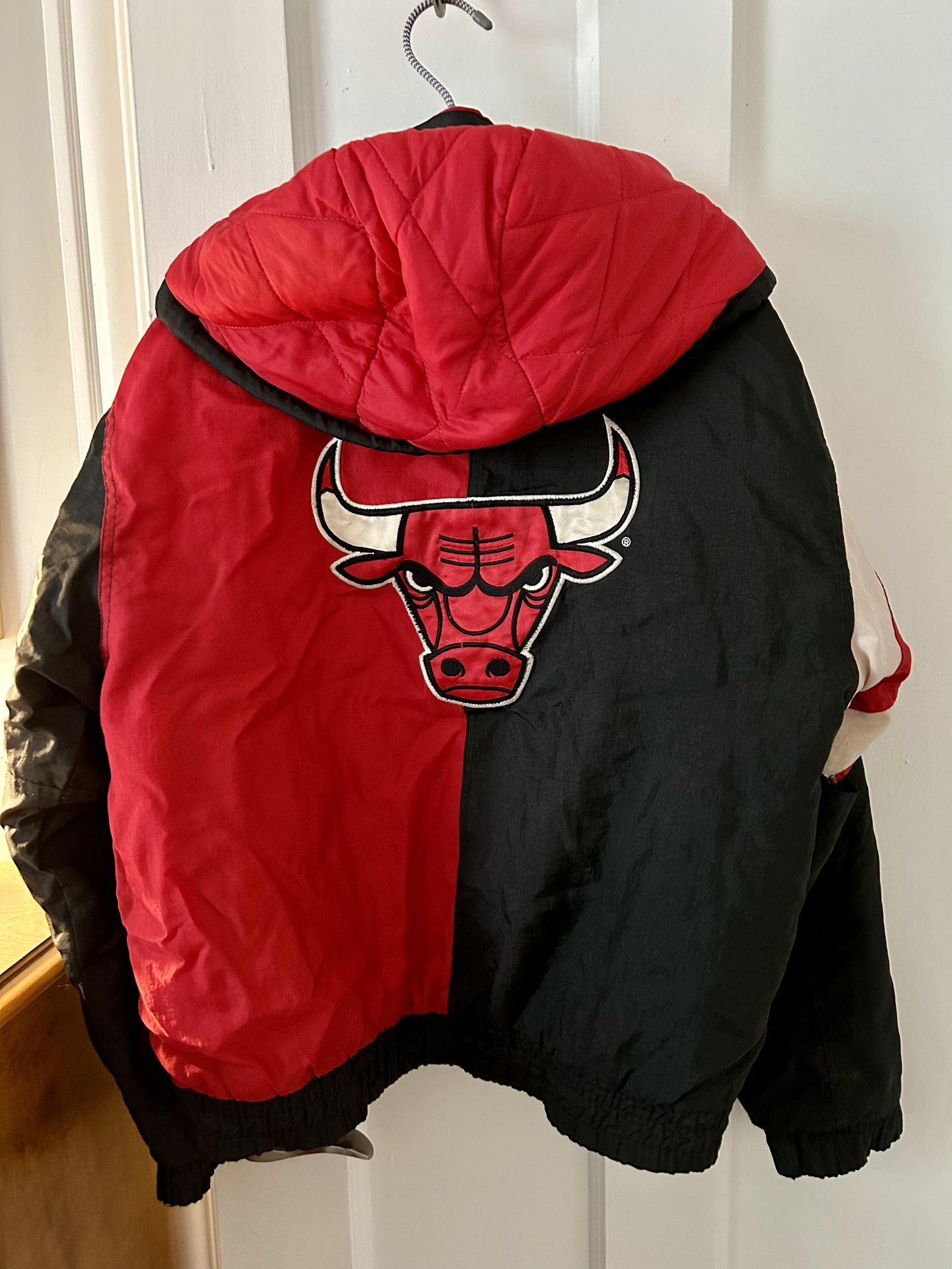 Chicago Bulls Vintage Starter Jacket Size L