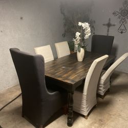 Dinning Table 