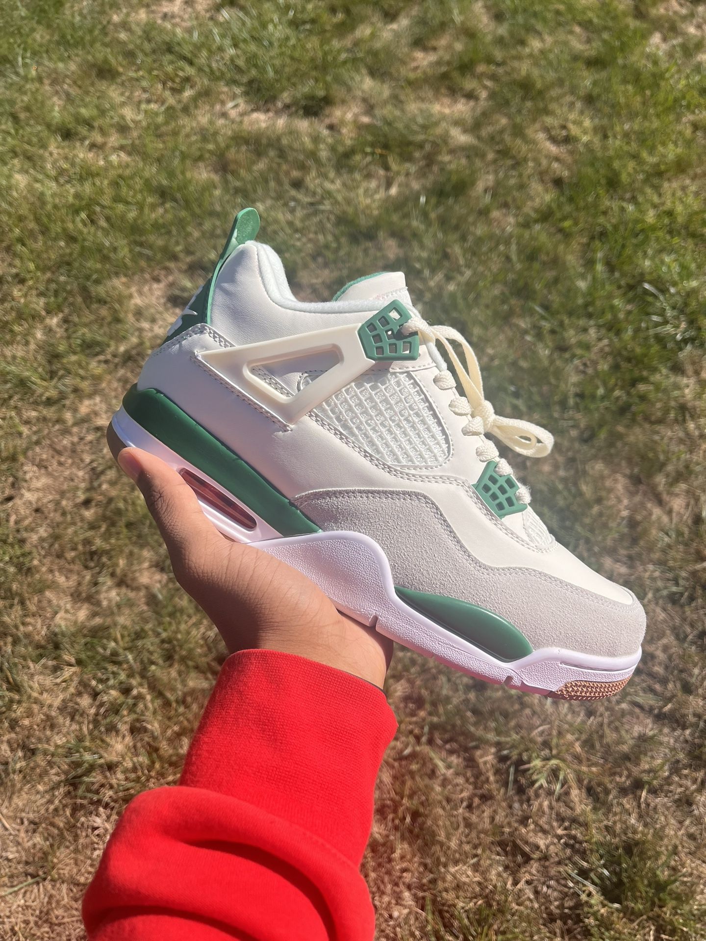 Jordan 4 Pine Green