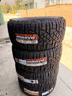 33x12.50r20 Arroyo tires nuevas con 50,000 millas de garantía las 4