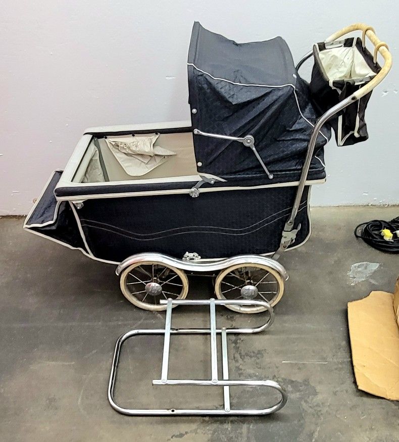 Vintage Stroll-O-Chair child stroller
