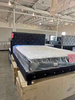 New King bed with mattress for $450
