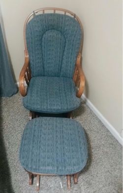 Wood Glider Rocking Chair with Ottoman